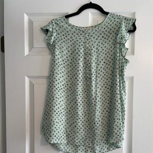 Loft Short Sleeve Top - Size Medium - EUC